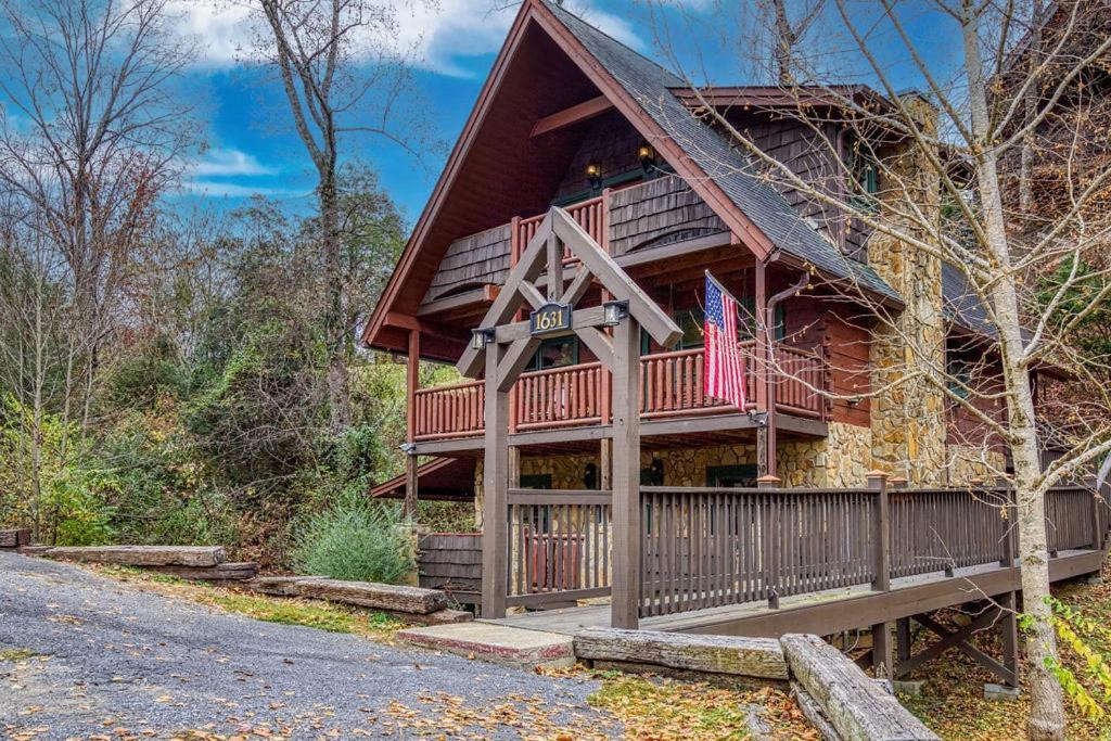 Bridgewood Cabin, Hot Tub, 1089 Of Free Attraction Tickets For Each Paid Day, Dollywood And More! Pigeon Forge Exteriör bild