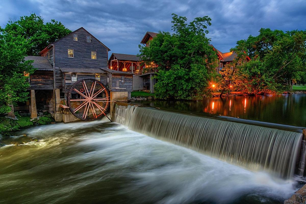 Bridgewood Cabin, Hot Tub, 1089 Of Free Attraction Tickets For Each Paid Day, Dollywood And More! Pigeon Forge Exteriör bild