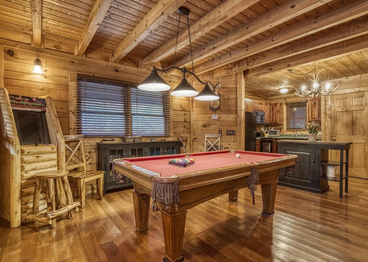 Bridgewood Cabin, Hot Tub, 1089 Of Free Attraction Tickets For Each Paid Day, Dollywood And More! Pigeon Forge Exteriör bild