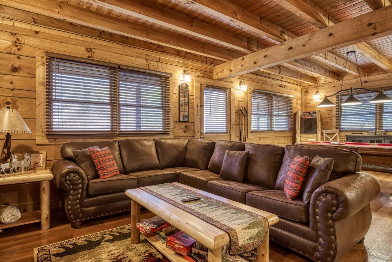 Bridgewood Cabin, Hot Tub, 1089 Of Free Attraction Tickets For Each Paid Day, Dollywood And More! Pigeon Forge Exteriör bild